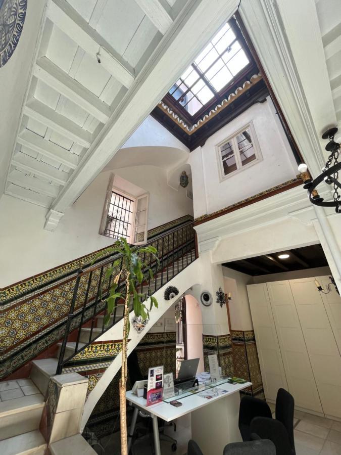 Hostal Atenas Севилья Экстерьер фото