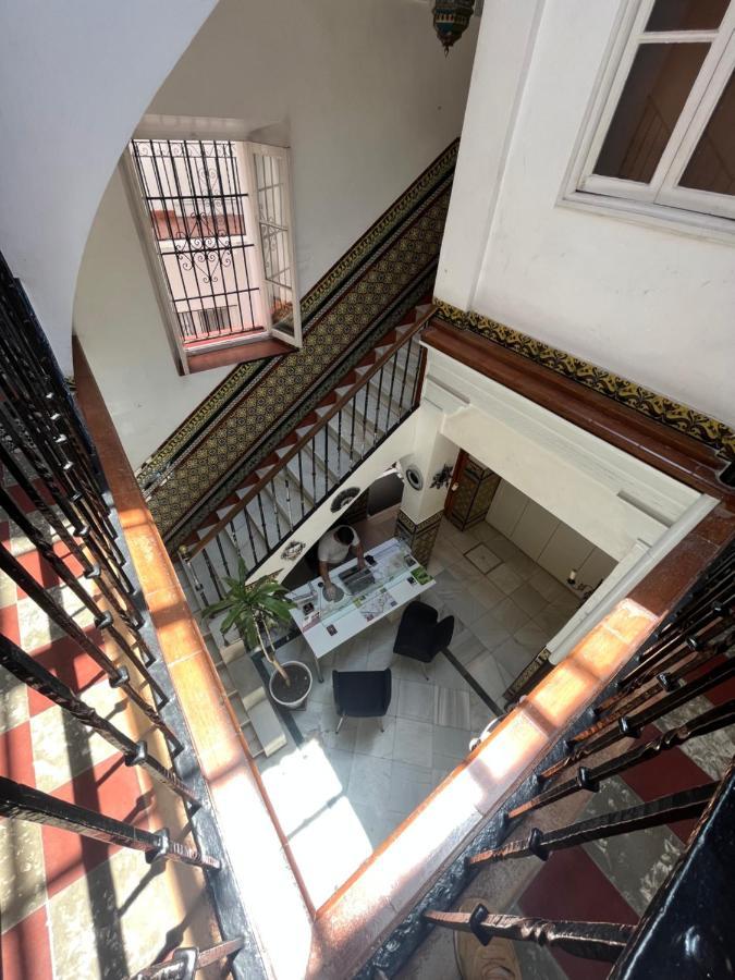 Hostal Atenas Севилья Экстерьер фото