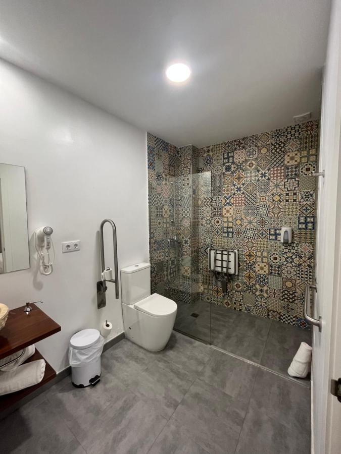 Hostal Atenas Севилья Экстерьер фото