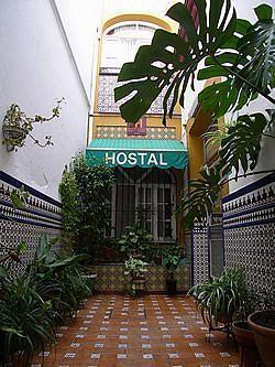 Hostal Atenas Севилья Экстерьер фото